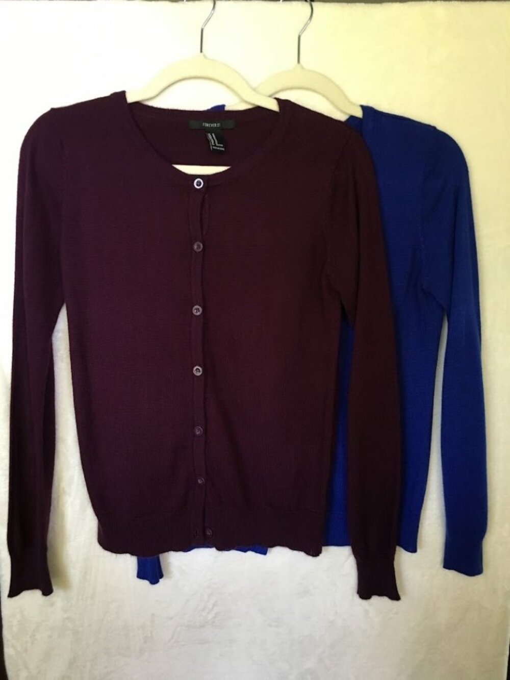 Lot of 2 Forever 21 Women Cardigan Sweaters Sz M 1 Blue & 1 Purple Round Neck